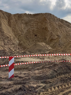 В Михайлове под завалом песка погиб 10-летний мальчик
